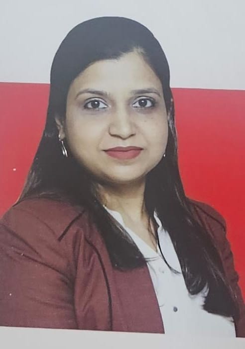 डॉ. श्रद्धा देशपांडे: प्लास्टिक, रीकंस्ट्रक्टिव और एस्थेटिक सर्जरी की दुनिया में चमकता नाम